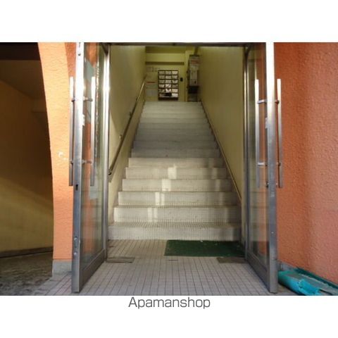 中駒新栄レオンビルの内装写真
