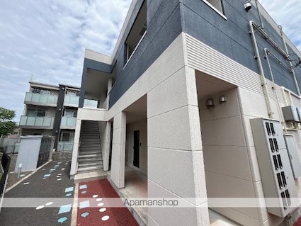 グランコート[1K/30.87m2]の外観3