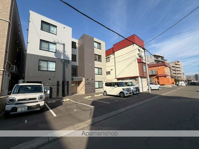 グラン南郷の外観写真