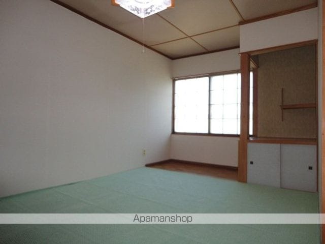 ＪＲ函館本線 滝川駅 バス乗車時間：20分 最寄りバス停で下車 徒歩3分 2階建 築63年の内装写真