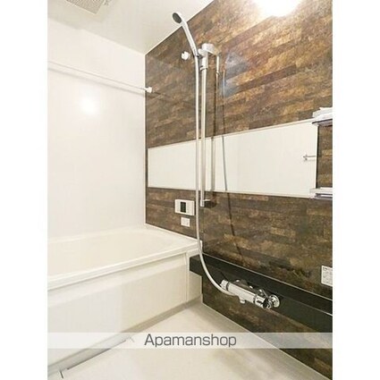 Ｅーｓｍｉｌｅ　榎[2LDK/62.66m2]のバス