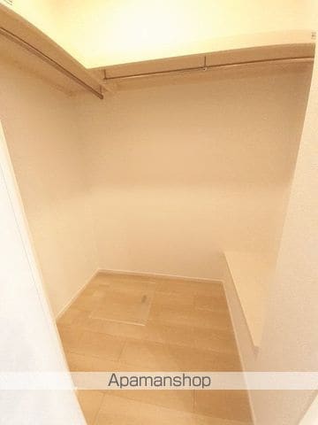 グラシオッソ坂井 IIIの内装写真