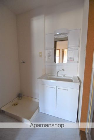 ベルシャトレ本町の内装写真