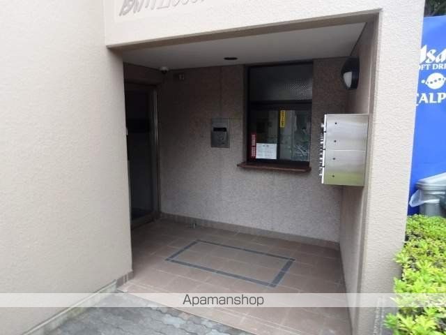 夙川レッチオレジデンツァの玄関写真