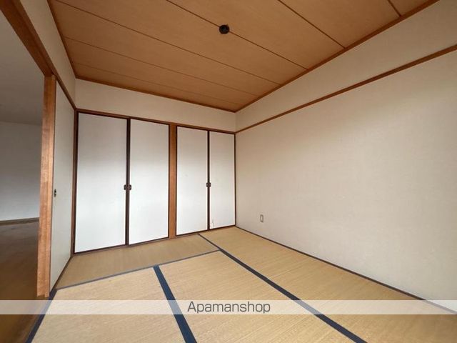 アクティブ円座の内装写真