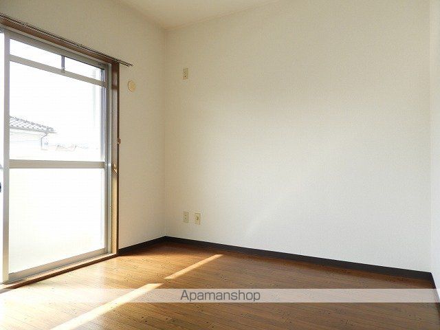 ドミール上ノ台Aの内装写真