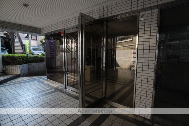 メゾン・ド・クレマンの玄関写真