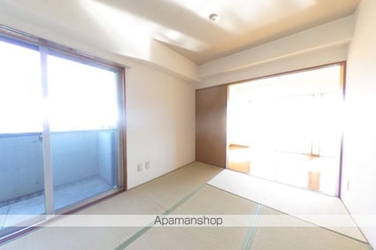 ユニテ・ラ・メール２[3LDK/74.1m2]の内装4