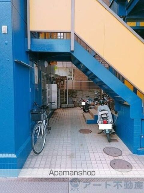 ピカデリーサーカス緑町[1R/17.7m2]のエントランス2