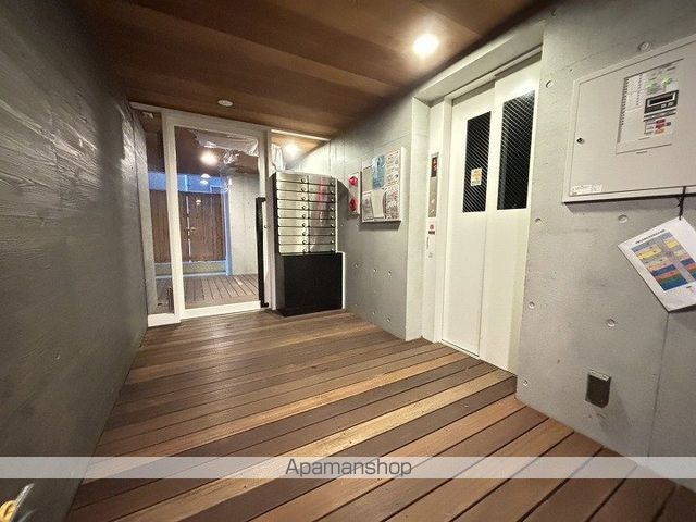 NEXUS鶴見の玄関写真