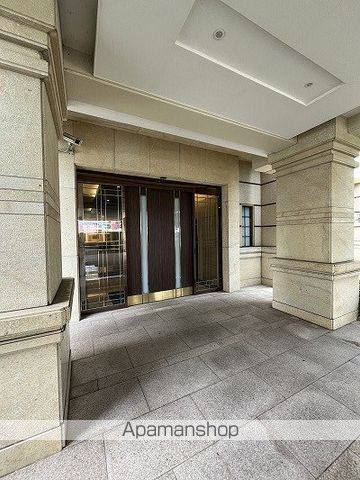 グラジオ姫路駅南インペリアルの玄関写真