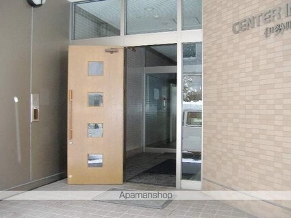 センターイン伊勢町[1LDK/40.46m2]のエントランス