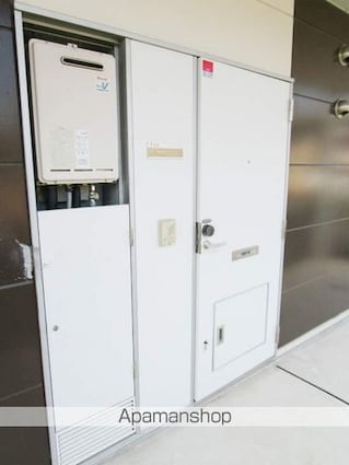 レオパレスアンソレイエ[1K/23.18m2]のエントランス1