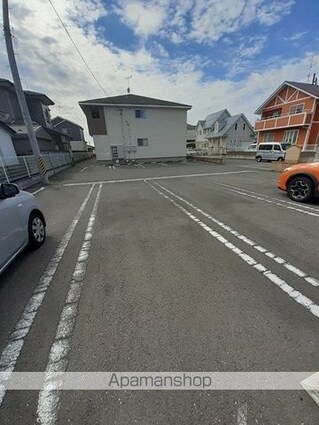 メイプルランドⅡ[2LDK/56.68m2]の駐車場