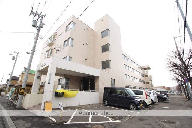 ドミール赤坂の外観写真