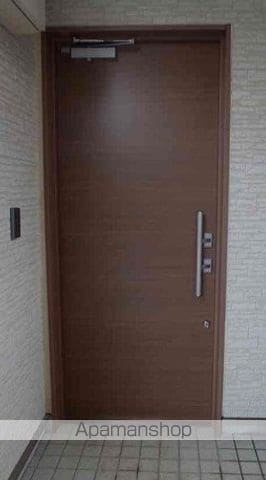 クレイノフロレゾン立川の玄関写真