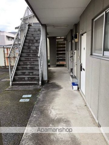 セントラルパークA・Bの玄関写真