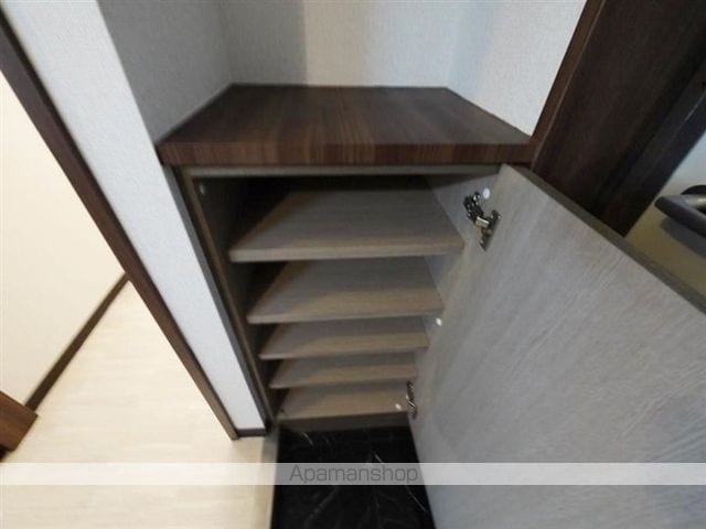 ロイヤルパーク大町の内装写真