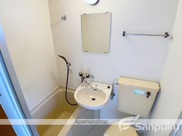 サンデーハイツ萱町の内装写真