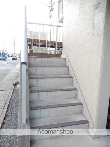 ミラドール今IIの玄関写真