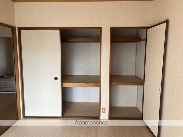 グリーンパーク佐伯 E棟の内装写真