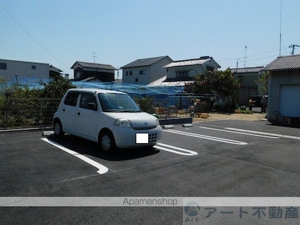 Ｔ．Ｋ．ハウス[1LDK/43.32m2]の駐車場