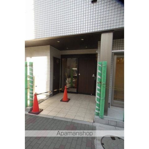 東京都新宿線 西大島駅 徒歩3分 5階建 築9年の玄関写真