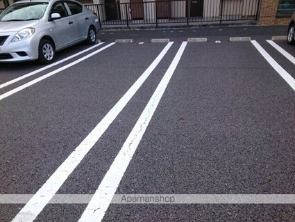 フォンテーヌ・パレスＢ[2LDK/55.08m2]の駐車場2