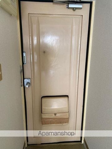 岩清尾マンションの内装写真