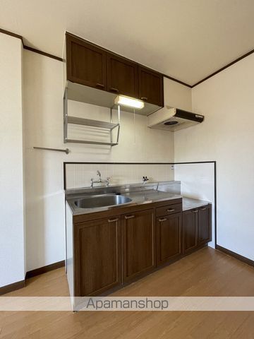 コスモハイツ岸田の内装写真