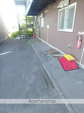 オリス砂川Bの玄関写真