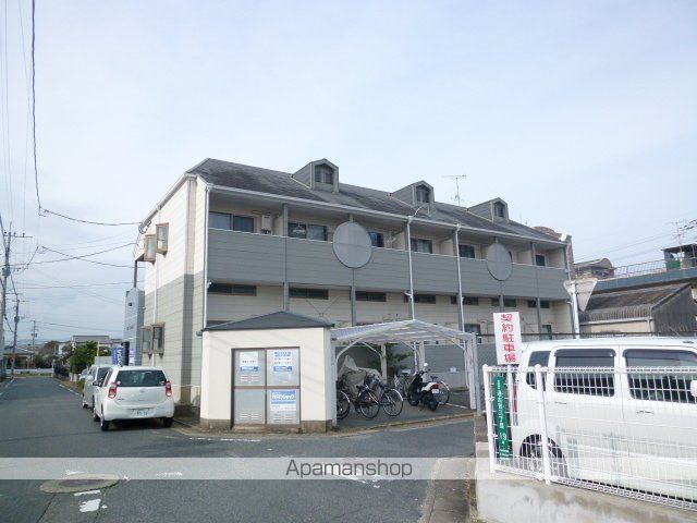 プラムコートリサの外観写真