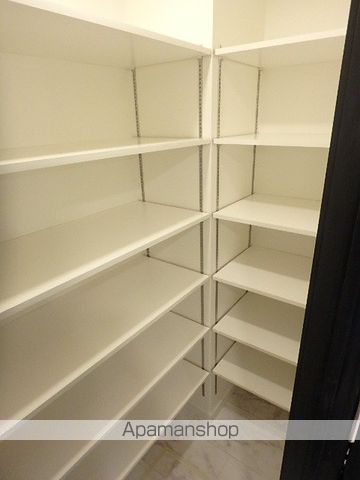凛樹 OFFENの内装写真