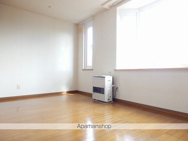 ルミエール北28条B棟の内装写真
