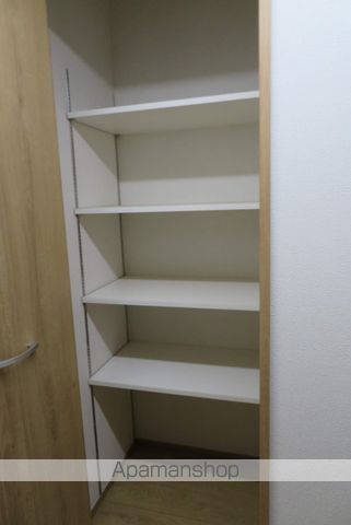 リトスメラン上杉の内装写真