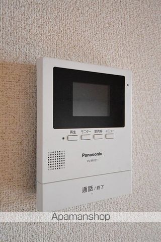 クレイドルの内装写真