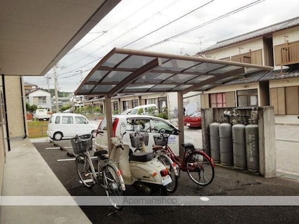 コーポ中の丸[1LDK/49m2]の共用部