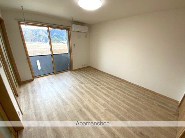 パルタージュEの内装写真