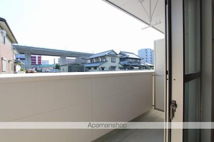 ラティール．Ⅴ　[1K/30.6m2]のバルコニー