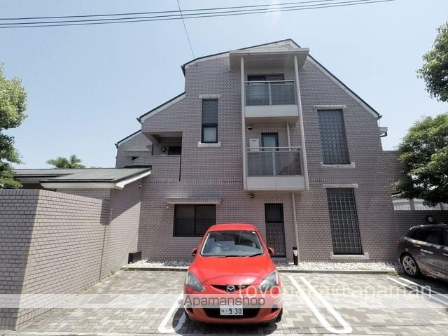 ロイヤル豊中千里園の外観写真