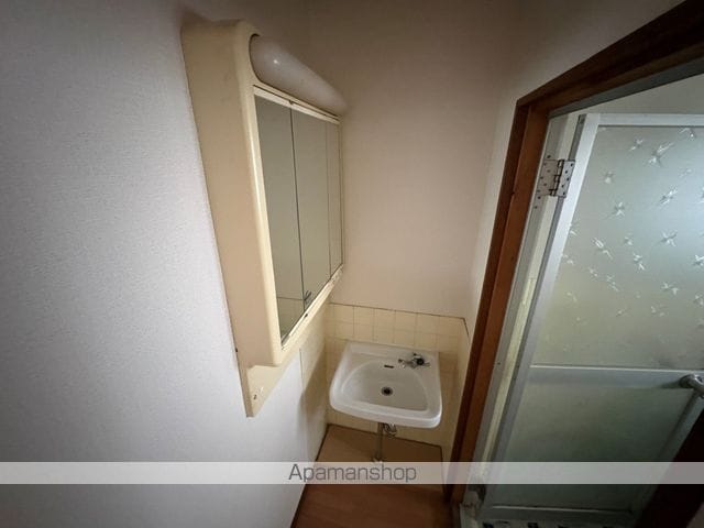 秀栄マンションの内装写真