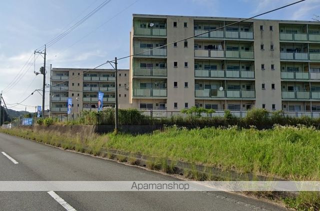 ビレッジハウス埴生1号棟の外観写真