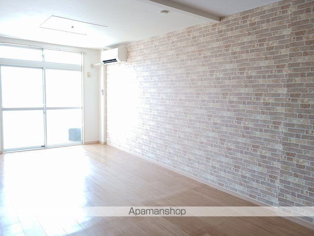 ファミールメゾンの内装写真