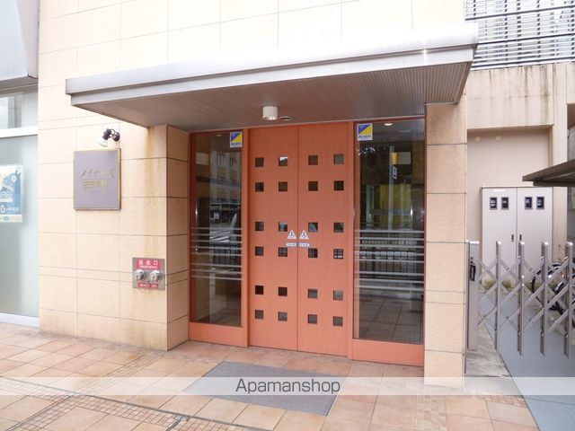 免震 メイヤーズ西町の玄関写真