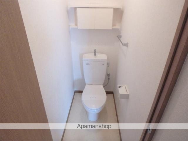 平塚市 3階建 築21年の内装写真