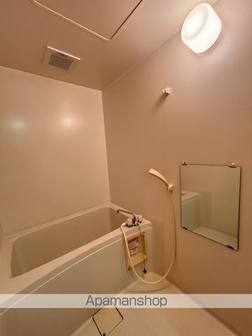 マンションREFINADOの内装写真