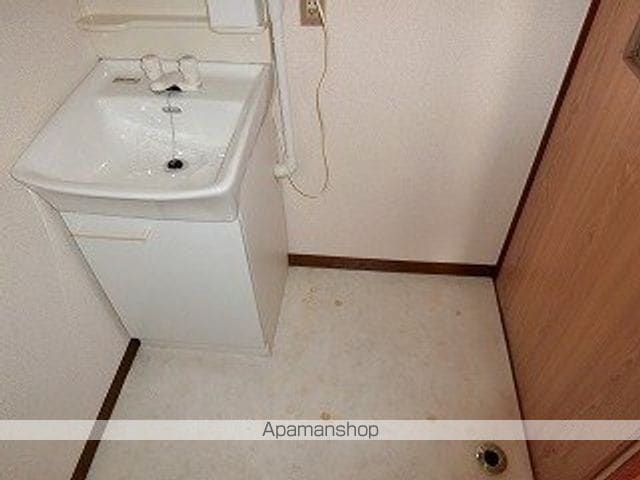 サンハイツ若草の内装写真