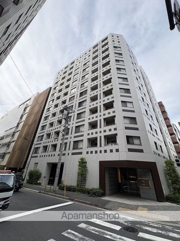 カスタリア茅場町の玄関写真