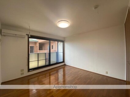 レトア伏石[1R/27.7m2]のリビング・居間