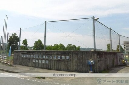 エルムウッド　Ａ棟[2LDK/55.45m2]の周辺3